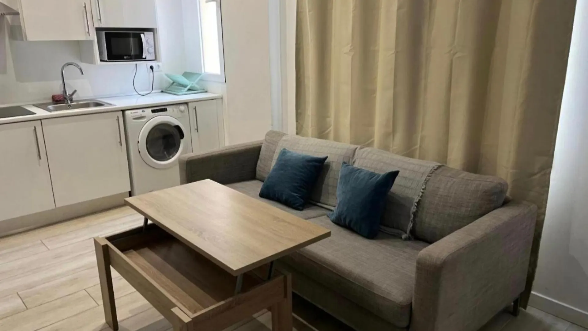Apartament Malaga Velarde Center Hiszpania